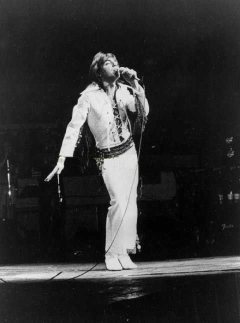 David Cassidy performs in front of 21,000 fans