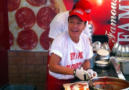 David Cassidy makes a pizza