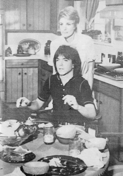 April 1973 - Superstar Magazine