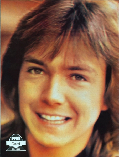 November 15, 1974 Fan Magazine page