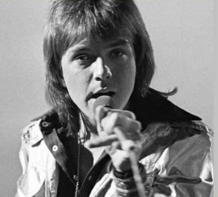 David sings 'I Write The Songs'