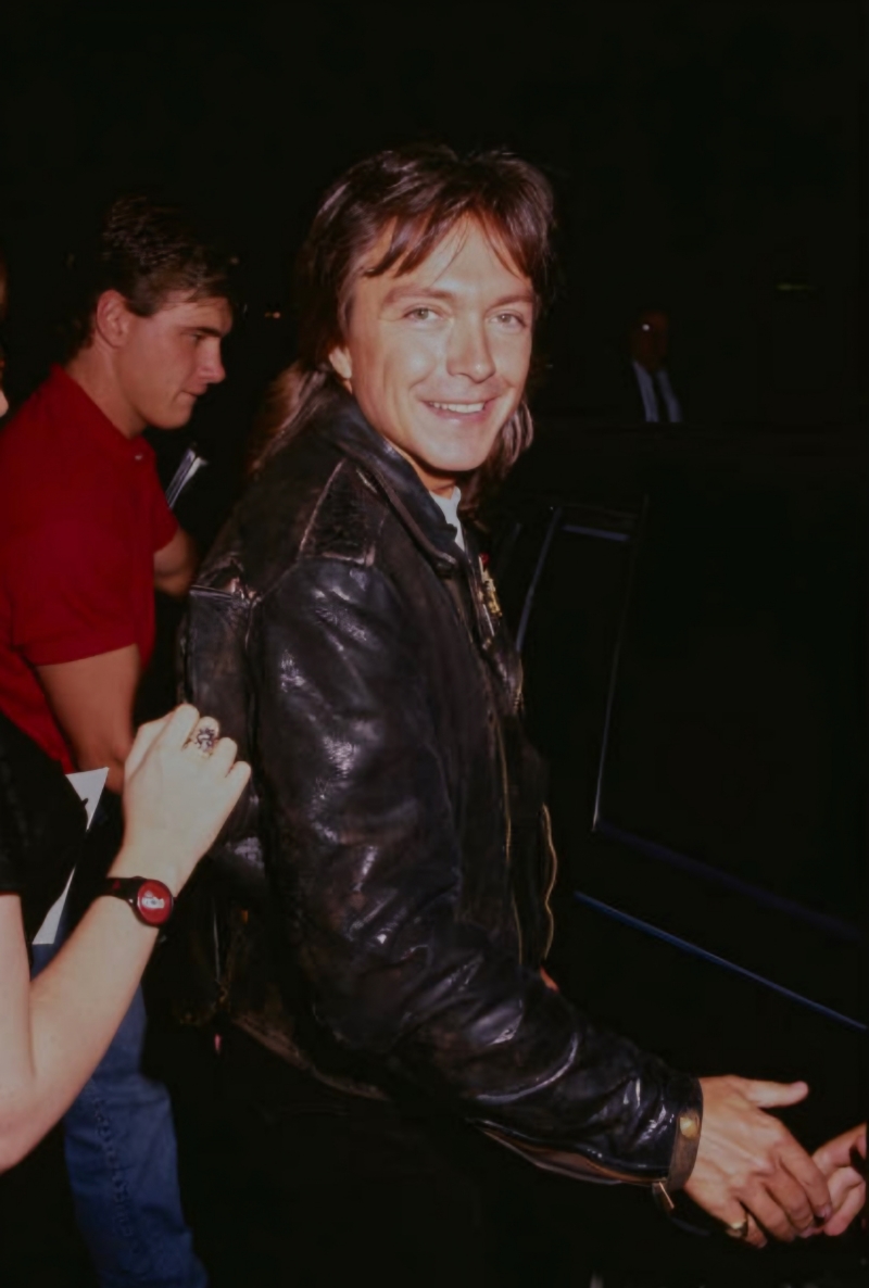 David leaving the International Music Awards show