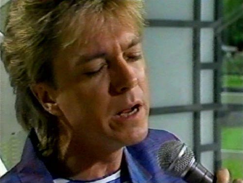 David singing: I Am A Clown